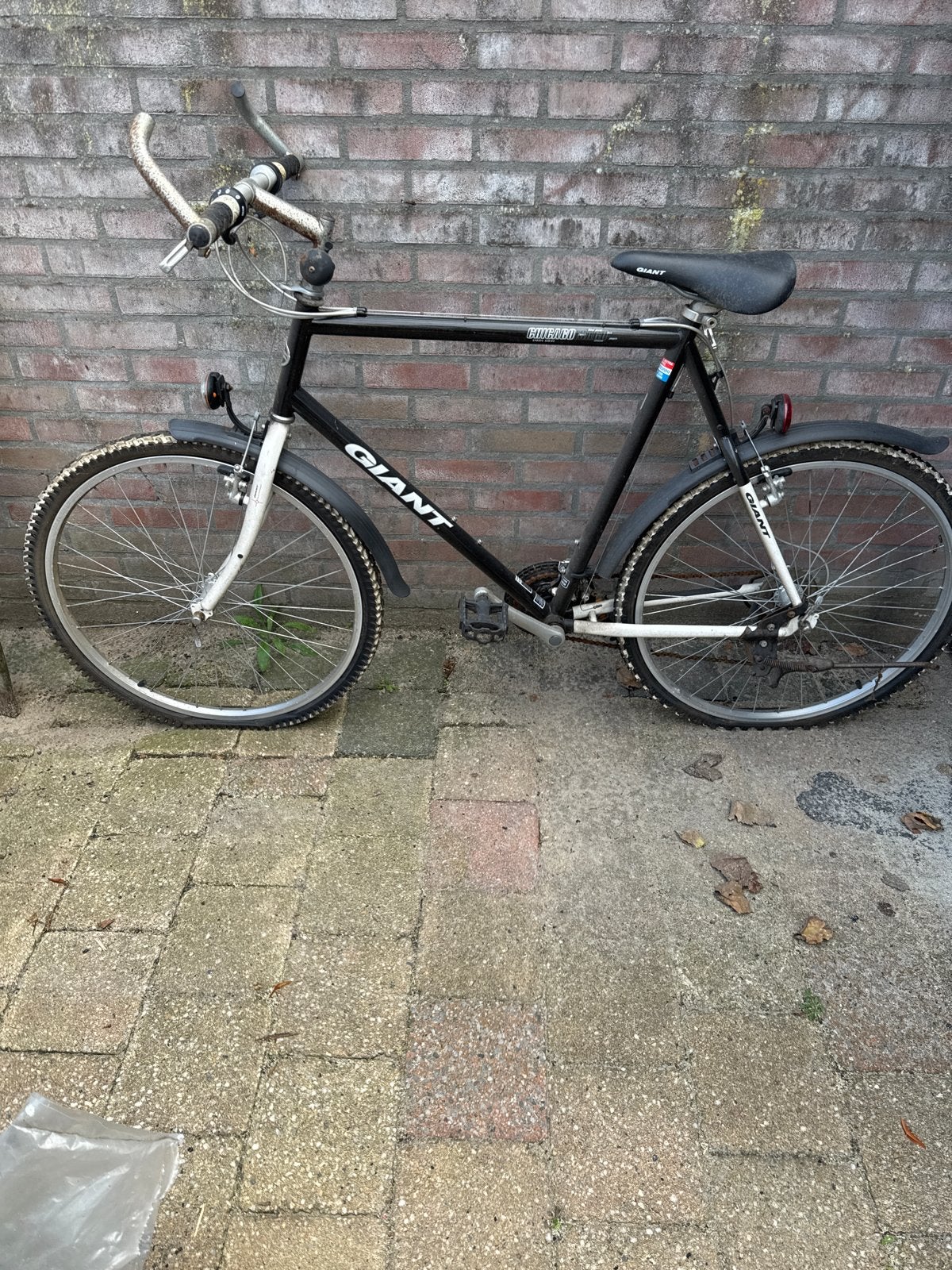 Giant mountainbike, zwart, gebruikt, Fietsen en Brommers, Ophalen, Gebruikt, Velgrem, Versnellingen
