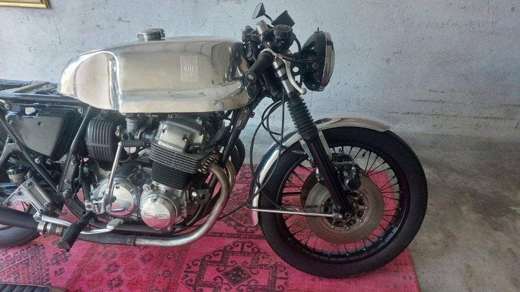 Handgemaakte aluminium brandstoftank - Café Racer/Custom, Motoren, Ophalen, Gebruikt