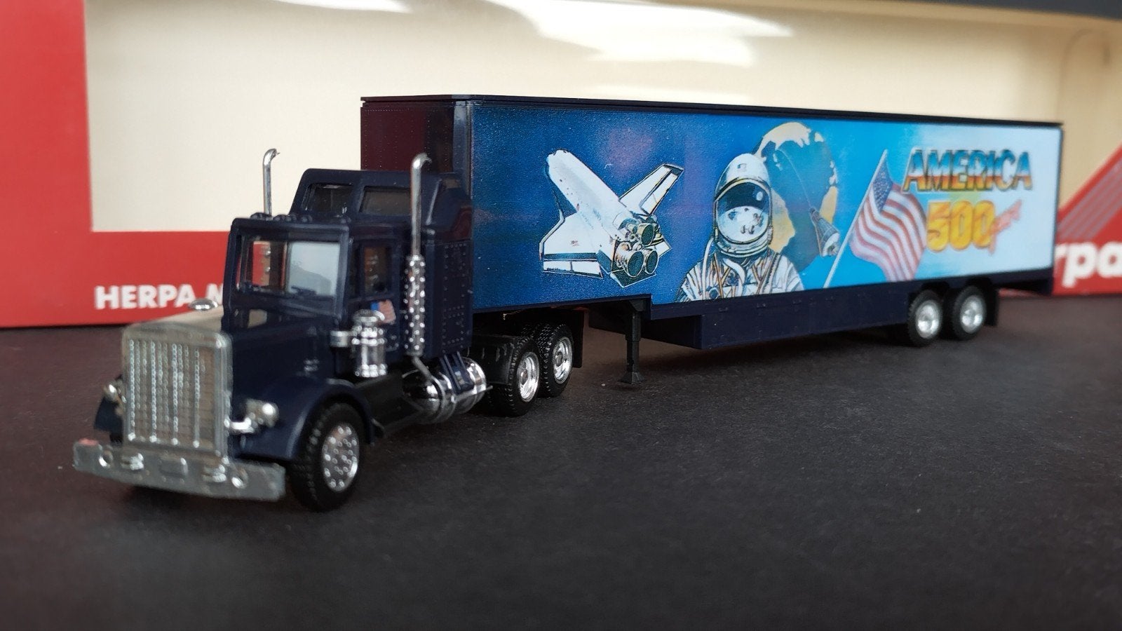 Peterbilt 500 years America  1;87 HO Herpa Pol, Overige merken, Verzenden, M, Zo goed als nieuw