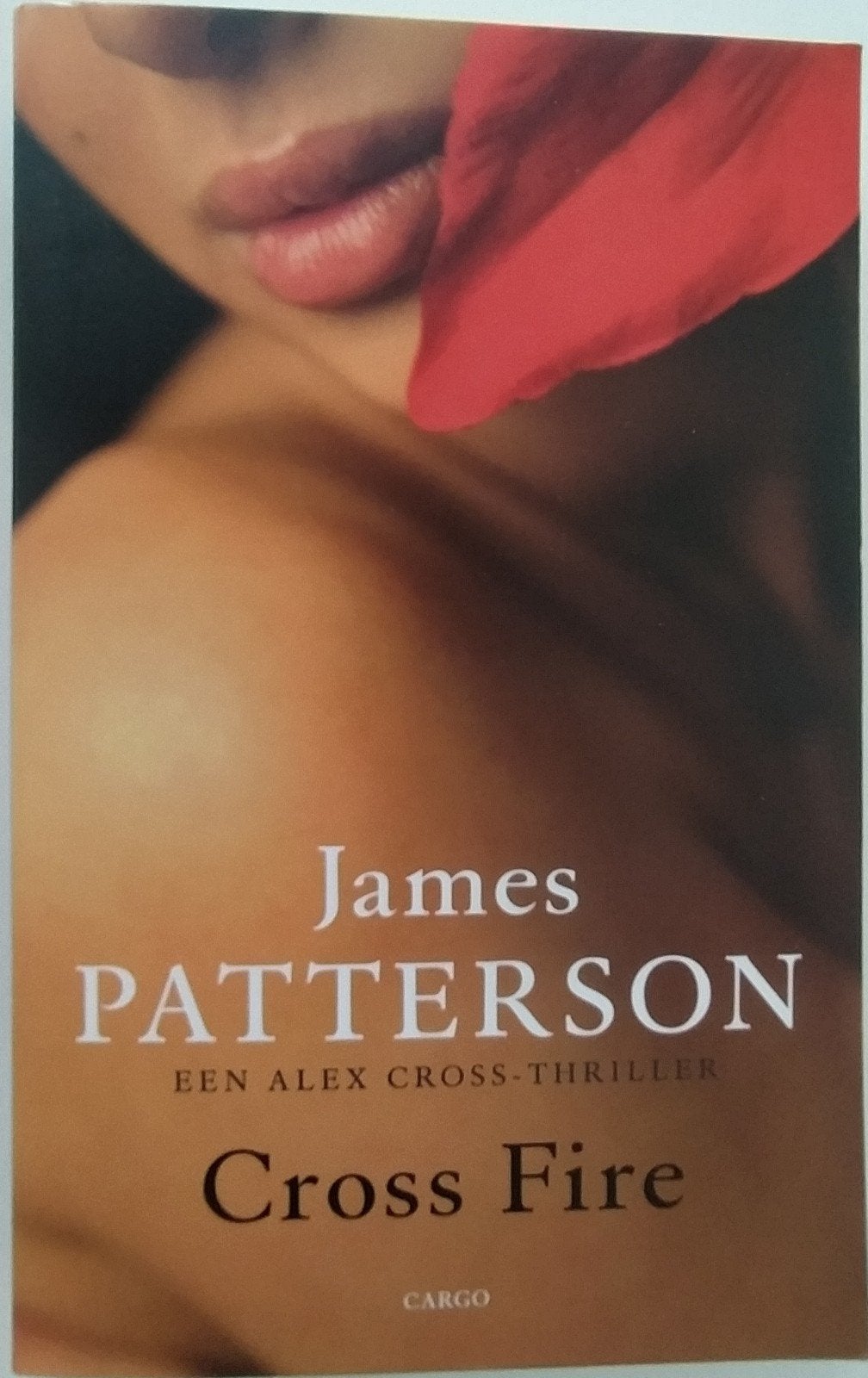 James Patterson - Cross Fire (Alex Cross-thriller), Boeken, James Patterson, Ophalen of Verzenden, Zo goed als nieuw, Nederland