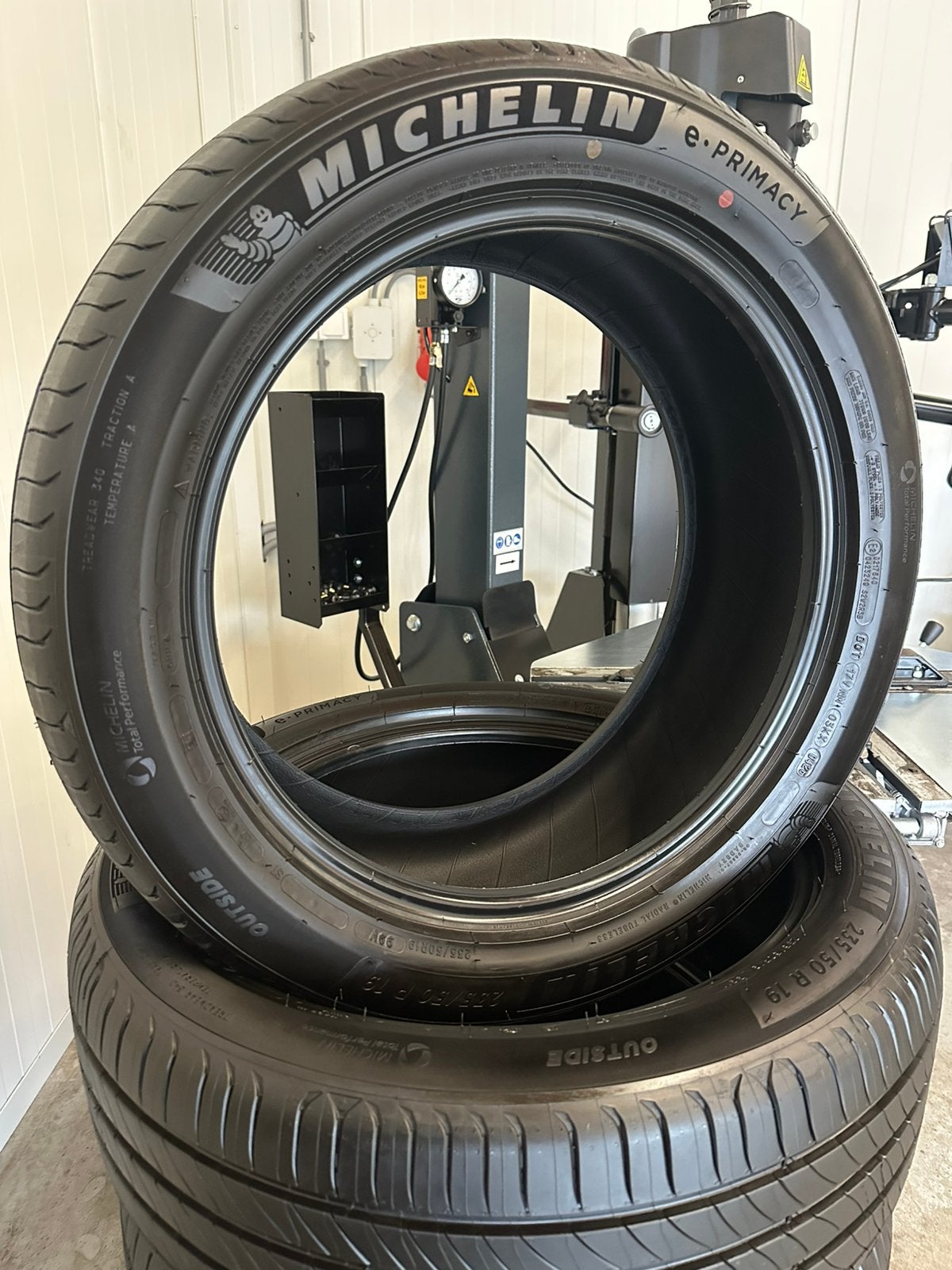 4 Stuks Michelin 235 50 19 Zomerbanden Inclusief Montage, 19 inch, Banden en Velgen, Nieuw, Ophalen of Verzenden