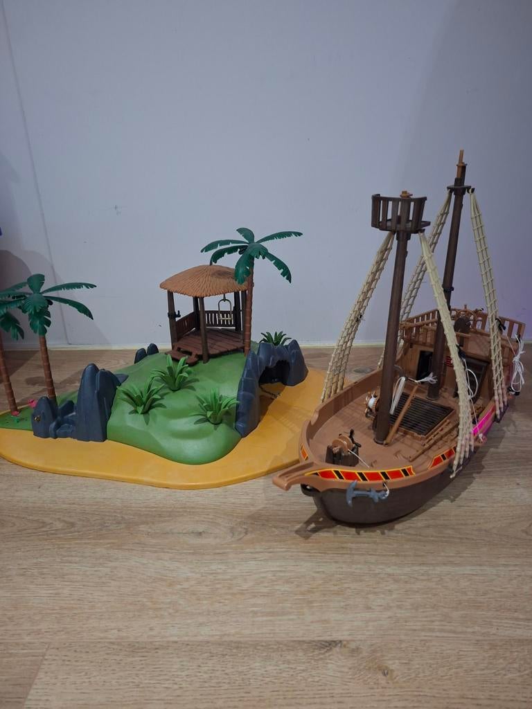 Playmobil Piratenschip en Schateiland, Ophalen, Gebruikt, Complete set
