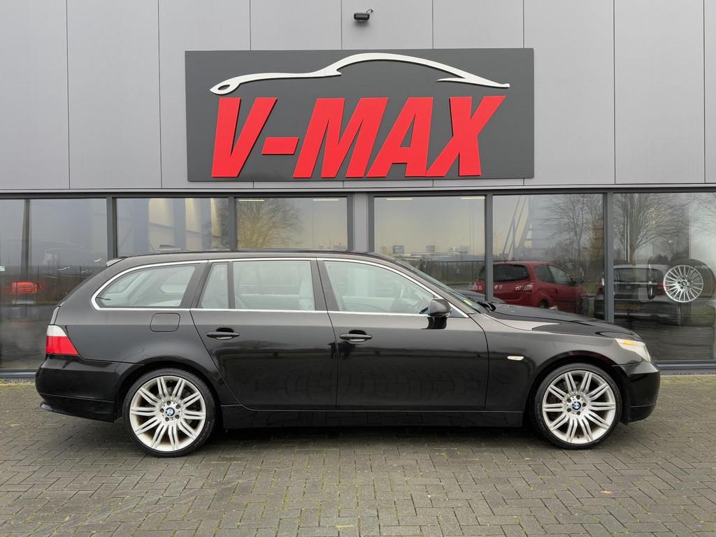 BMW 525i Touring AUT Exec Carplay Xenon Leer Stoelvw NaviPro, Auto's, Automaat, Achterwielaandrijving, 2497 cc, 2000 kg