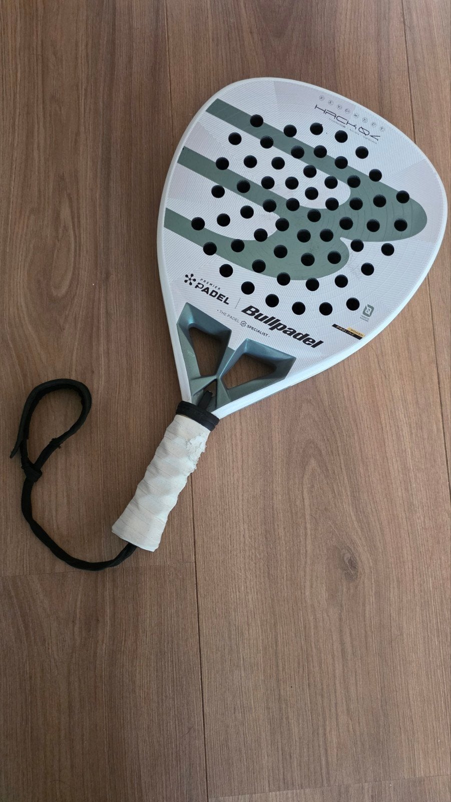 Bullpadel Hack 04 premier padel, Sport en Fitness, Ophalen of Verzenden