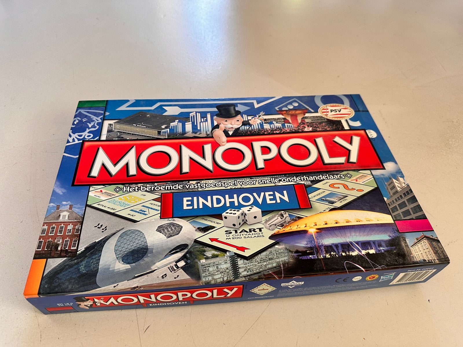 Monopoly Eindhoven Editie 2012 - Compleet Gezelschapsspel, Hobby en Vrije tijd, Drie of vier spelers, Ophalen of Verzenden, Gebruikt