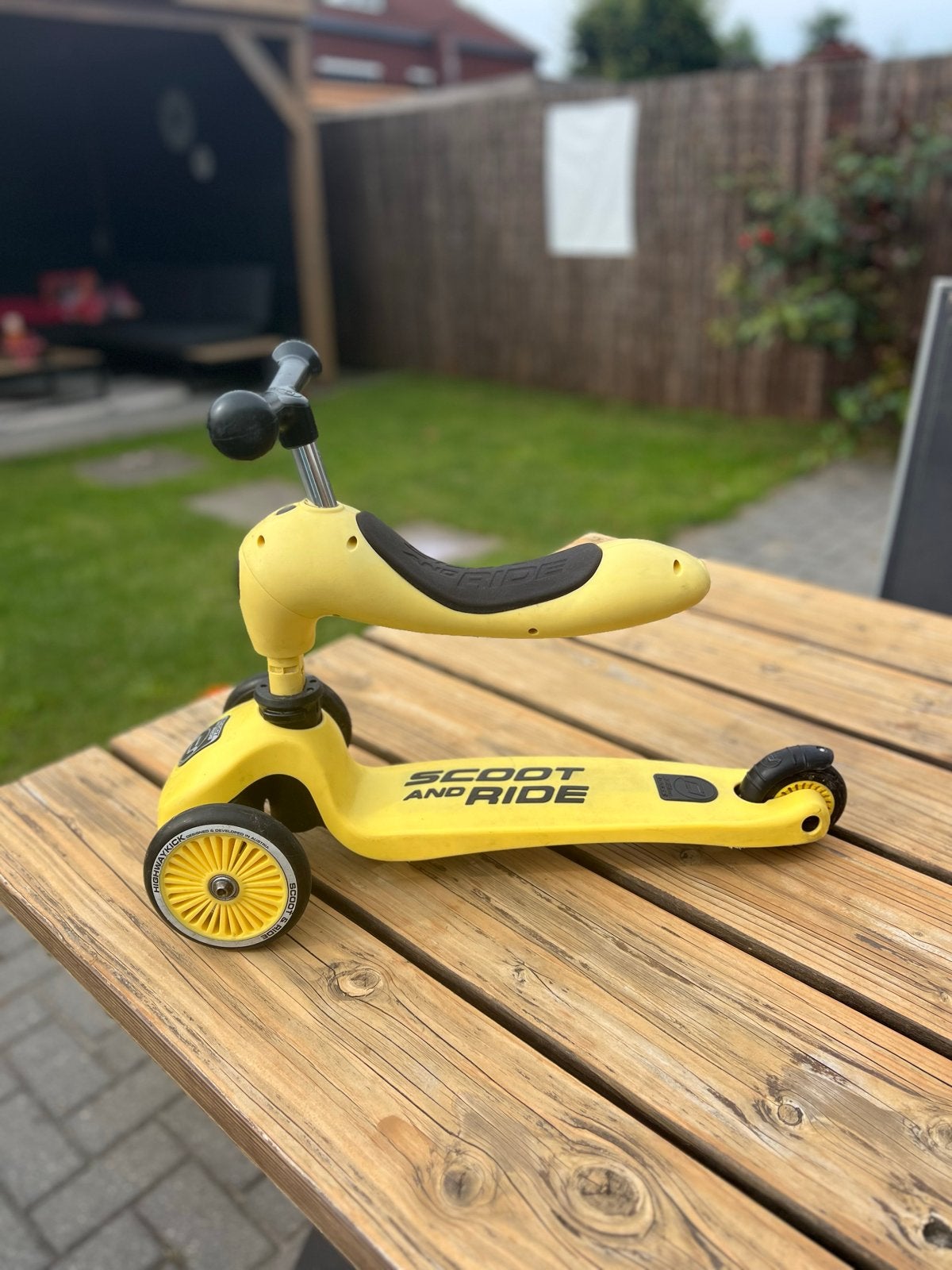 Scoot and Ride Highwaykick 1 Step/Loopfiets 2-in-1 Geel, Ophalen of Verzenden, Gebruikt, Overige typen