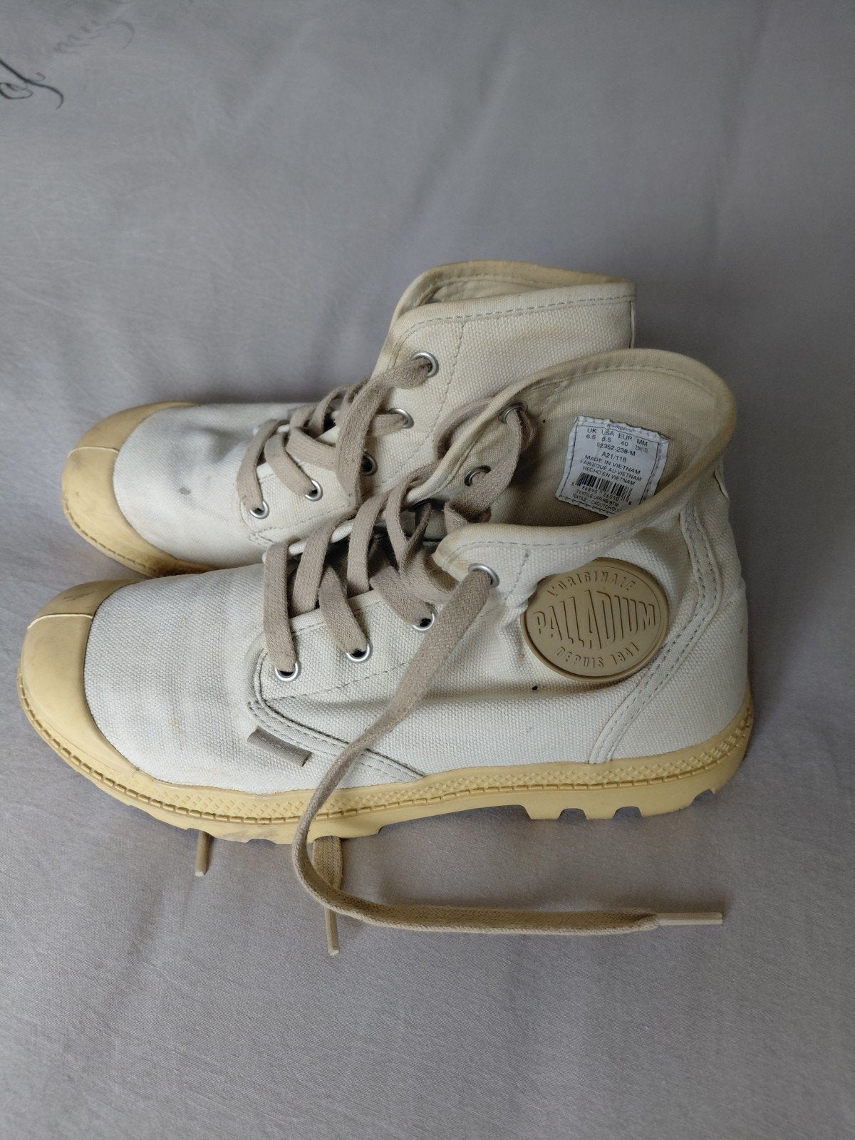 Palladium veterboots, ecru, maat 40 (valt kleiner), Kleding | Dames, Schoenen, Beige, Lage of Enkellaarzen, Palladium, Ophalen of Verzenden