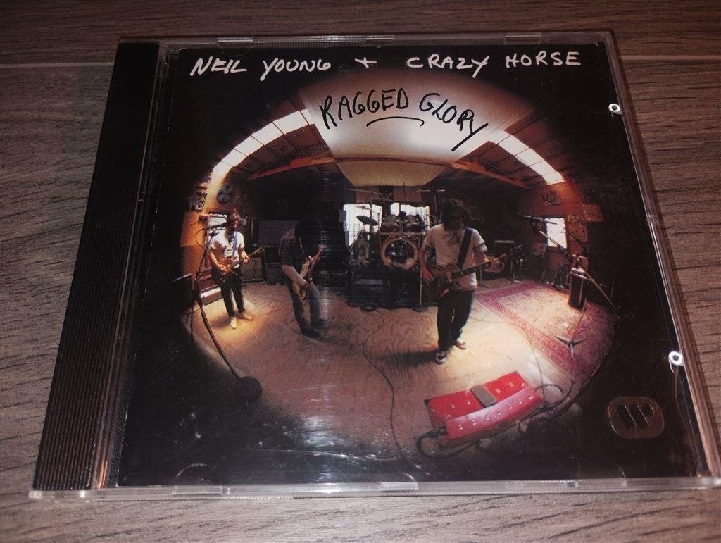 Neil Young + Crazy Horse - Ragged Glory, Ophalen of Verzenden, Zo goed als nieuw, Poprock