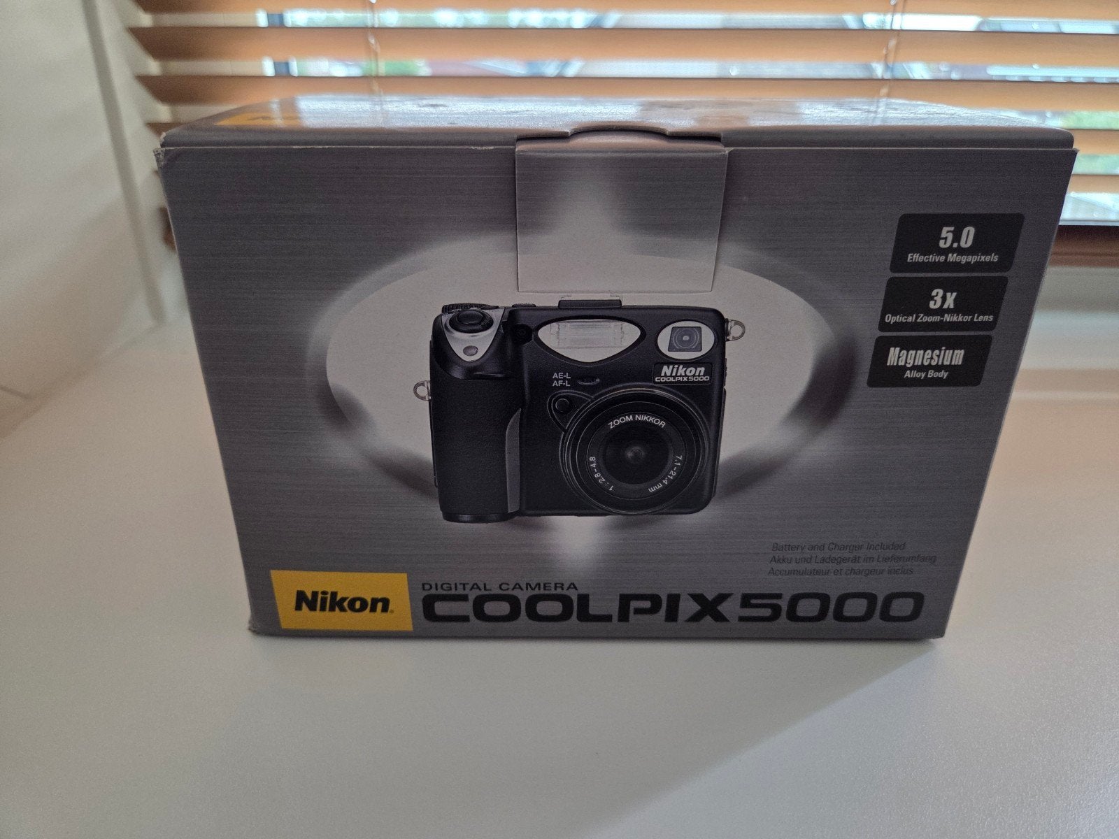 Nikon Coolpix 5000 originele lege doos met handleidingen, Ophalen of Verzenden