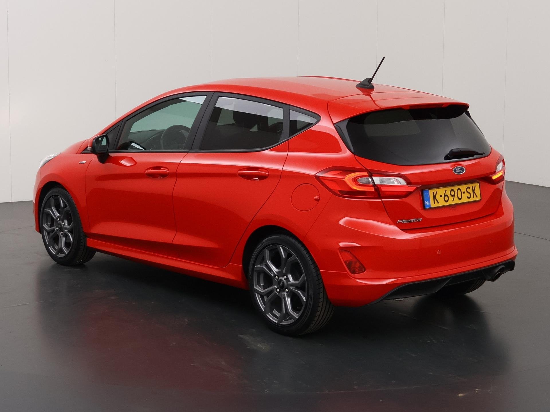 Foto 23 van Ford Fiesta 1.0 EcoBoost ST-Line | Navigatie | Climate Contr