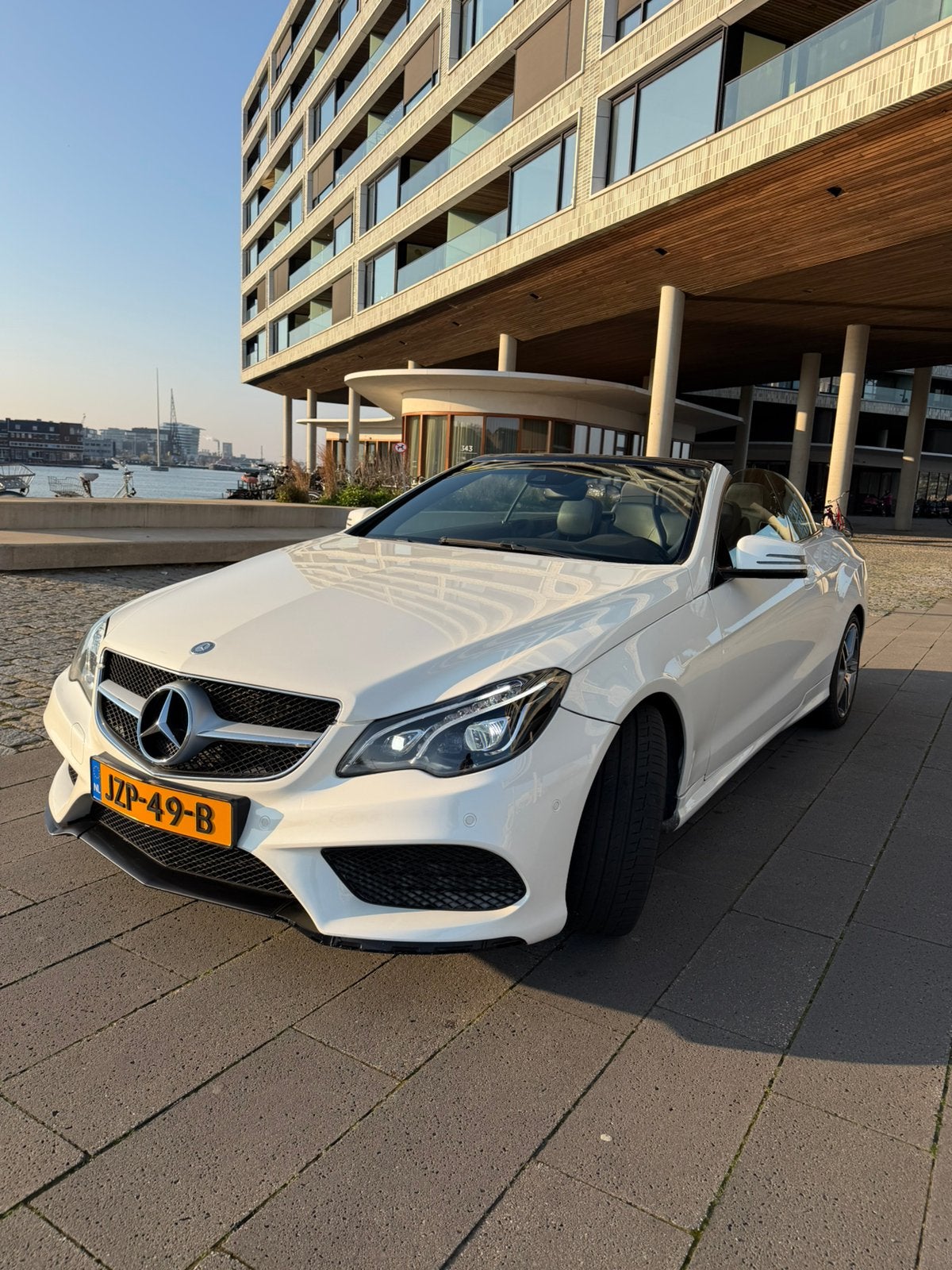 Mercedes-Benz E-Klasse 3.5 E350 CGI Cabriolet AUT 2013 Wit, Auto's, Mercedes-Benz, Achterwielaandrijving, 1800 kg, Cabriolet, 4 stoelen