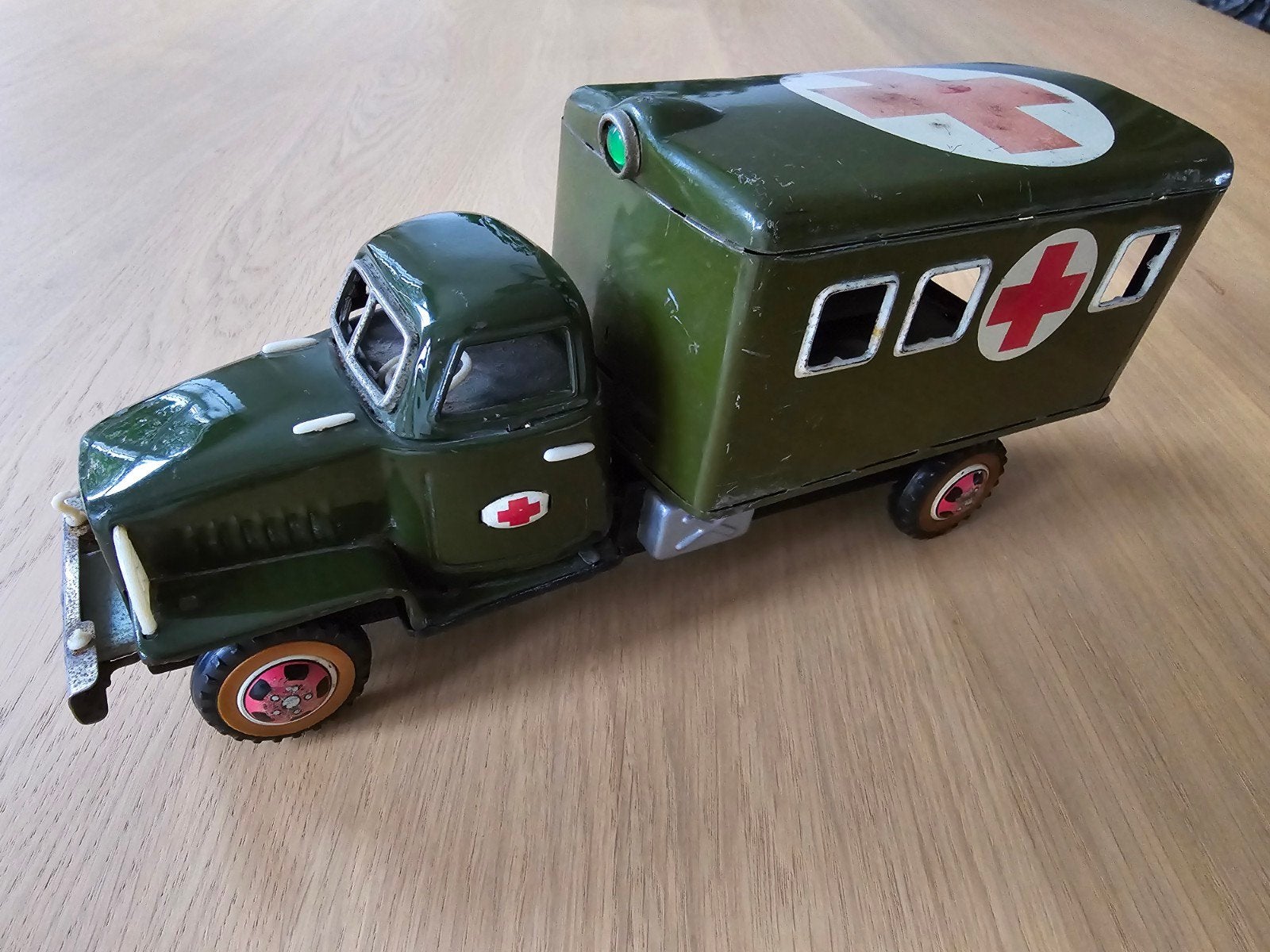 Zeldzame STF, China GMC Legerambulance MF 909 €89, Antiek en Kunst, Antiek | Speelgoed, Ophalen of Verzenden