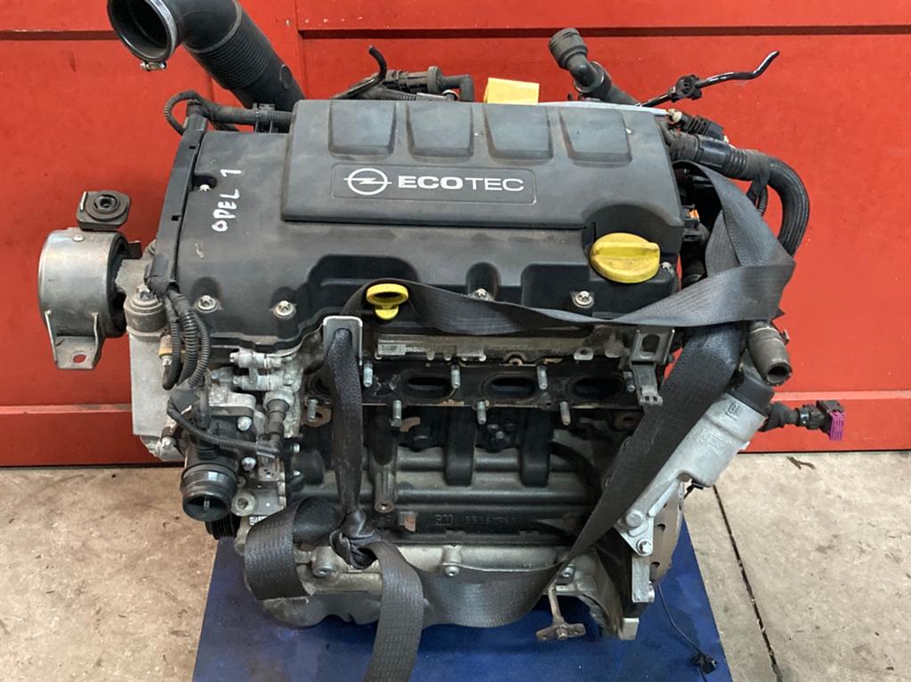 Motor Opel Corsa 1.2 63 kW Motor code A12XER KM stand 73106, Ophalen, Gebruikt, Opel