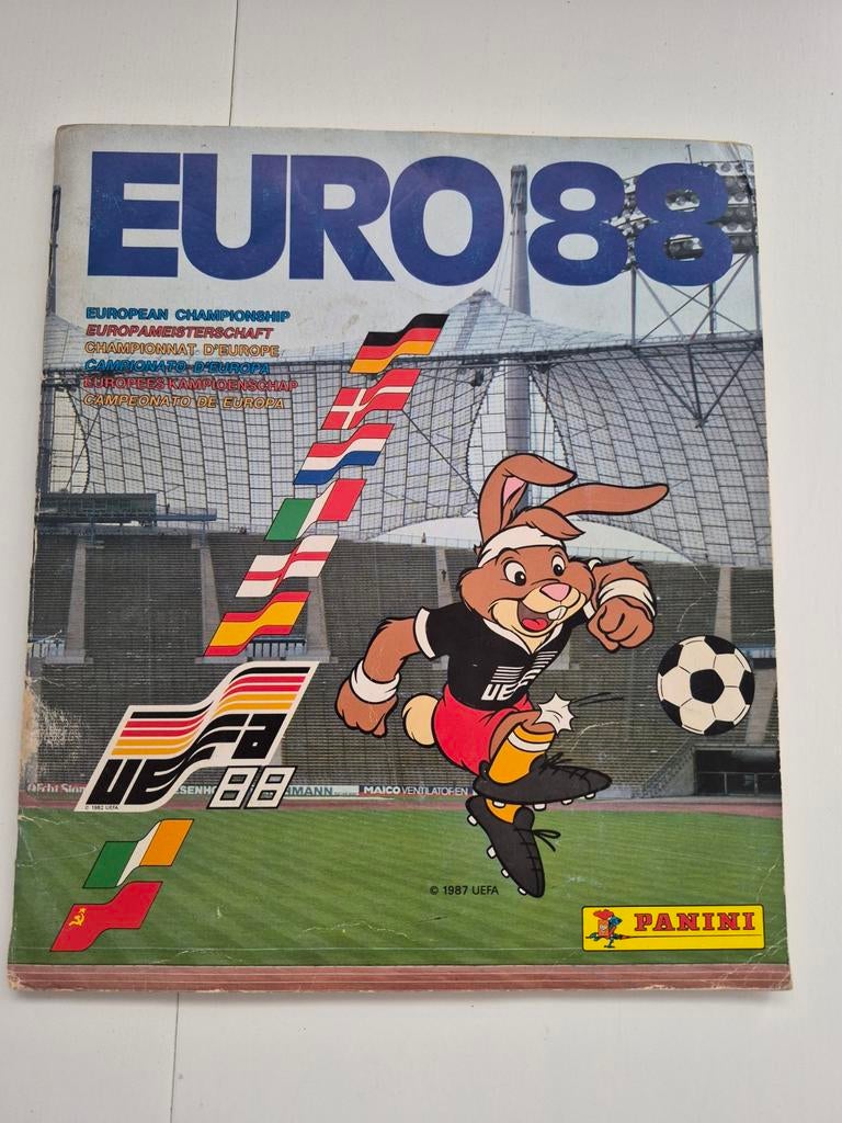 Grote verzameling voetbalalbums, stickerboeken Panini. 21 st, Ophalen of Verzenden, Zo goed als nieuw, Overige binnenlandse clubs