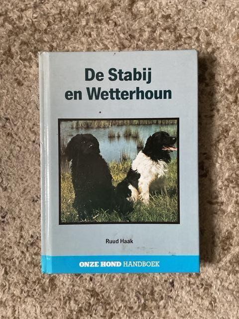 de Stabij en Wetterhoun  boek van Ruud Haak., Ophalen of Verzenden, Zo goed als nieuw, Honden, Ruud Haak