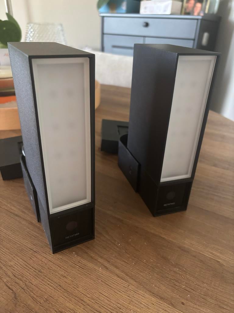 2x Netatmo Présence Slimme Buiten Camera, Ophalen, Gebruikt, Buitencamera