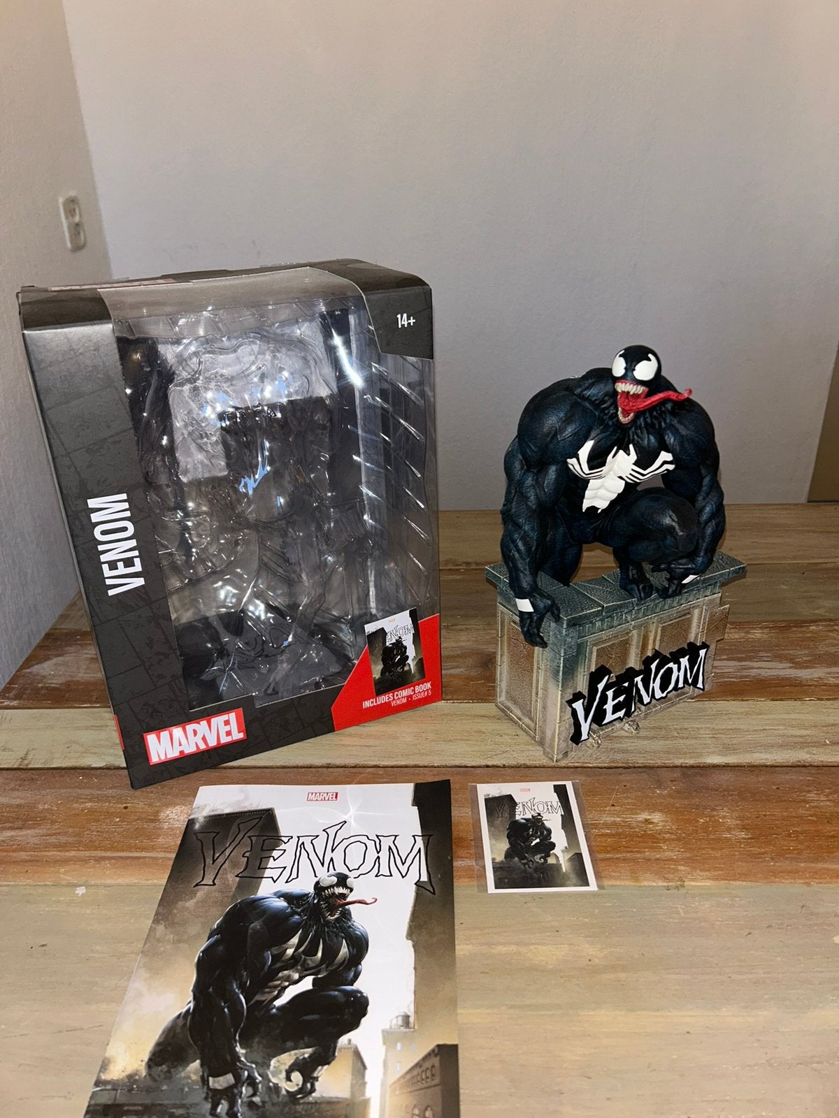 Venom McFarlane Toys, Ophalen of Verzenden, Zo goed als nieuw