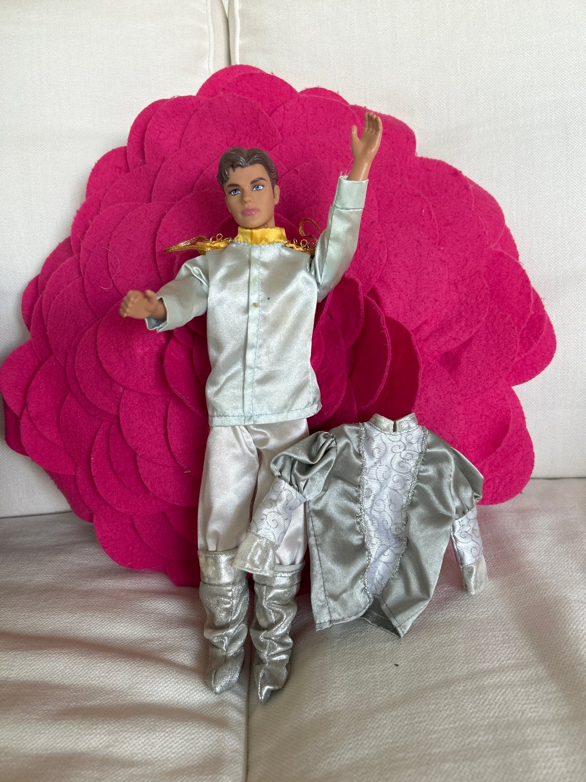 Ken pop met prinsenkleding en extra outfit, Kinderen en Baby's, Speelgoed | Poppen, Ophalen of Verzenden, Gebruikt, Barbie