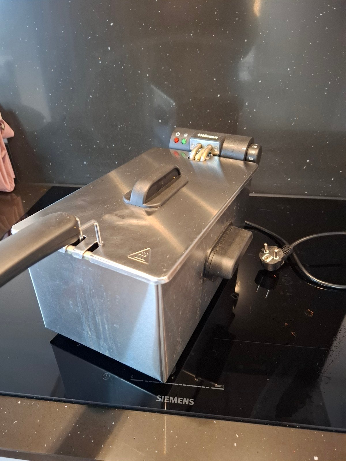 Tristar friteuse met uitneembare binnenpan, 3 tot 4 liter, Ophalen, Gebruikt, Uitneembare binnenpan