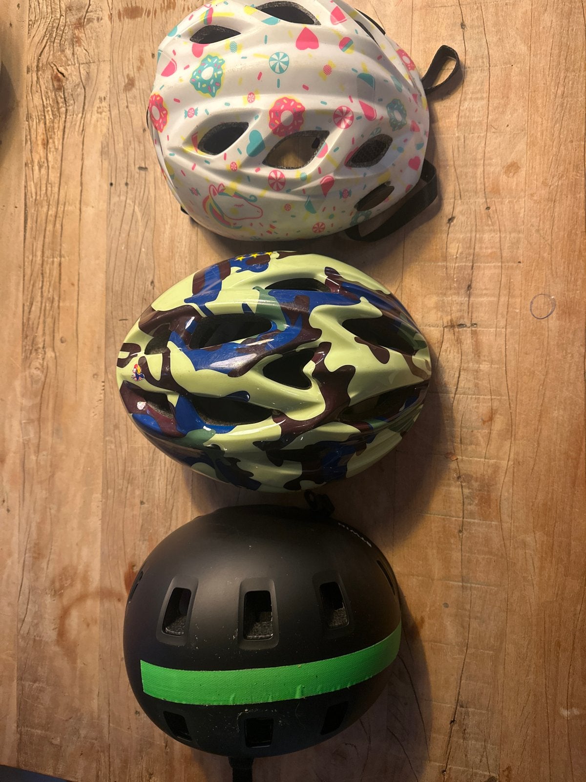 Kinder fiets / stunt helmen - XS en S - 3 st nieuw 60 nu €10, Ophalen, Gebruikt, Overige maten, Jongen of Meisje