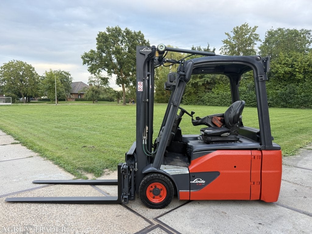 Linde 1600KG 2018 triplex freelift Sideshift vorkversteller, Info@vanbeurdenheftrucks.nl, Linde, Heftruck, Ophalen of Verzenden