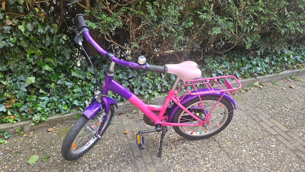 Loekie kinderfiets 16 inch, Fietsen en Brommers, Fietsen | Kinderfietsjes, Ophalen, Terugtraprem, Loekie., 16 tot 20 inch