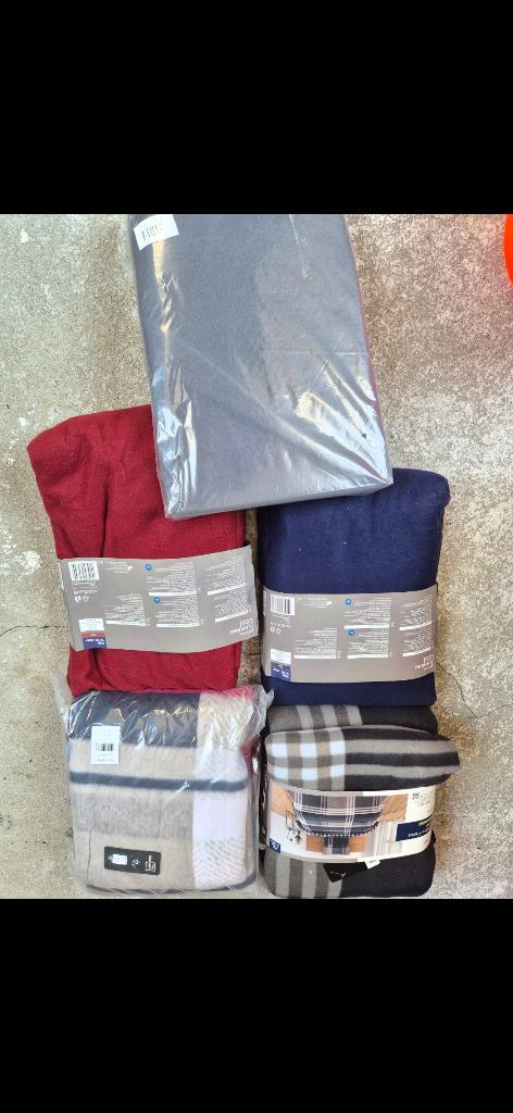 2 fleece bedlinnen, 3fleece hoeslakens NIEUW EENPERSOONSBED, Huis en Inrichting, Slaapkamer | Beddengoed, Ophalen, Eenpersoons