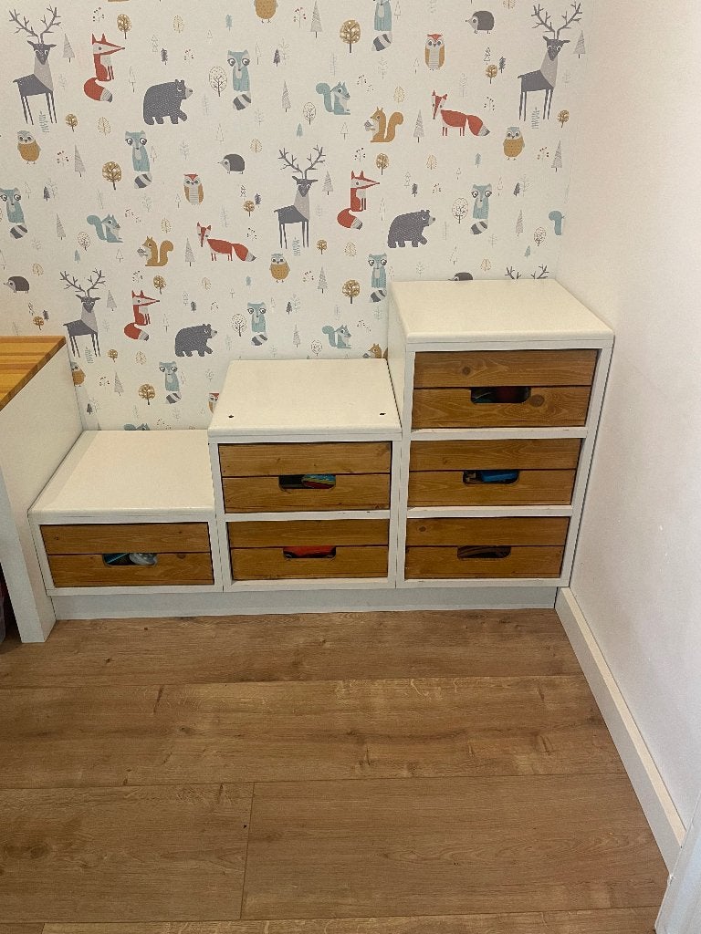 Foto 2 van Kinderkast, opbergkast
