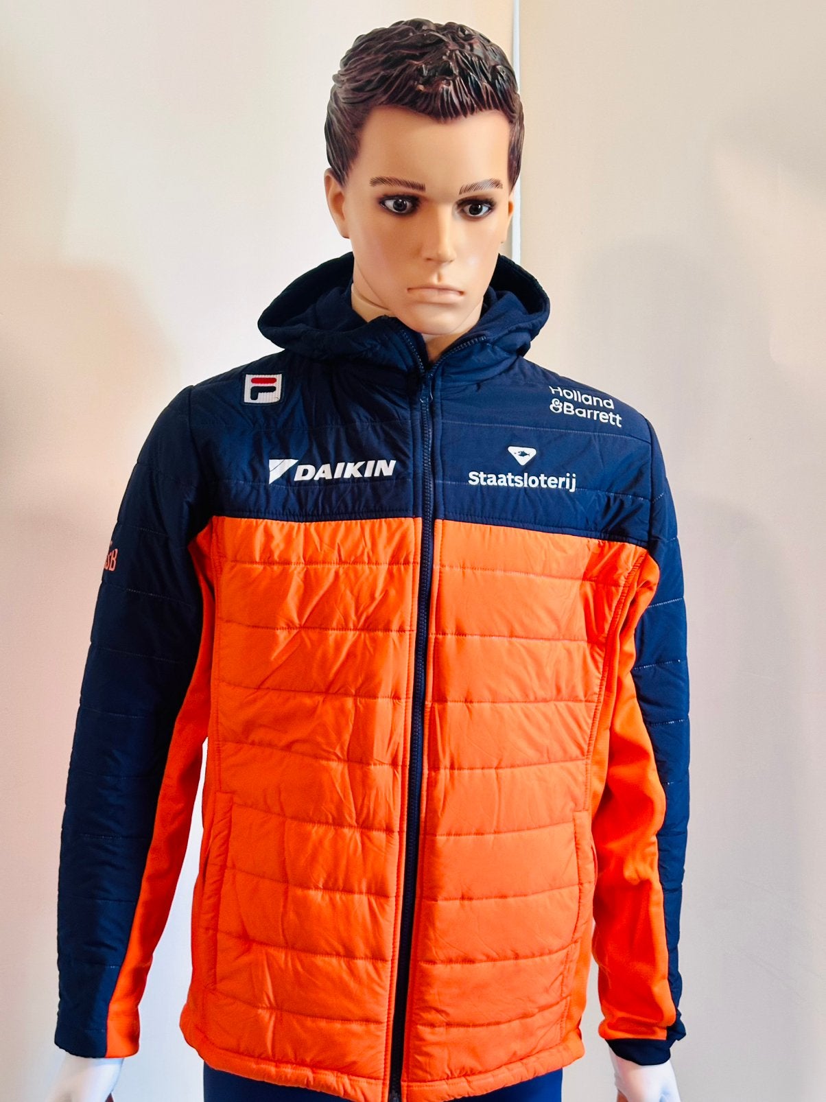 Sportjas donsjas jas winterjas skijas maat L Fila, Ophalen of Verzenden, Zo goed als nieuw, Maat 52/54 (L), Jack