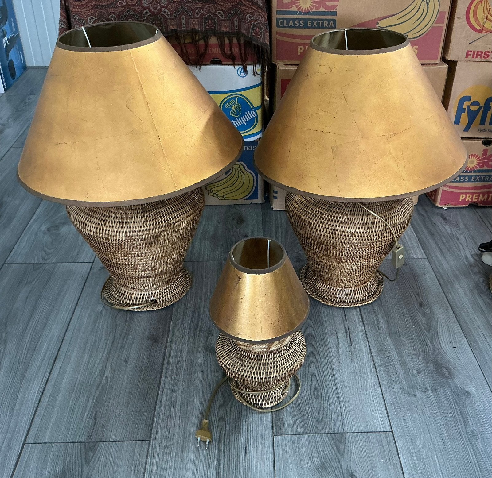 Set van 3 schemerlampen met rieten voet, Huis en Inrichting, Lampen | Tafellampen, Ophalen, Gebruikt