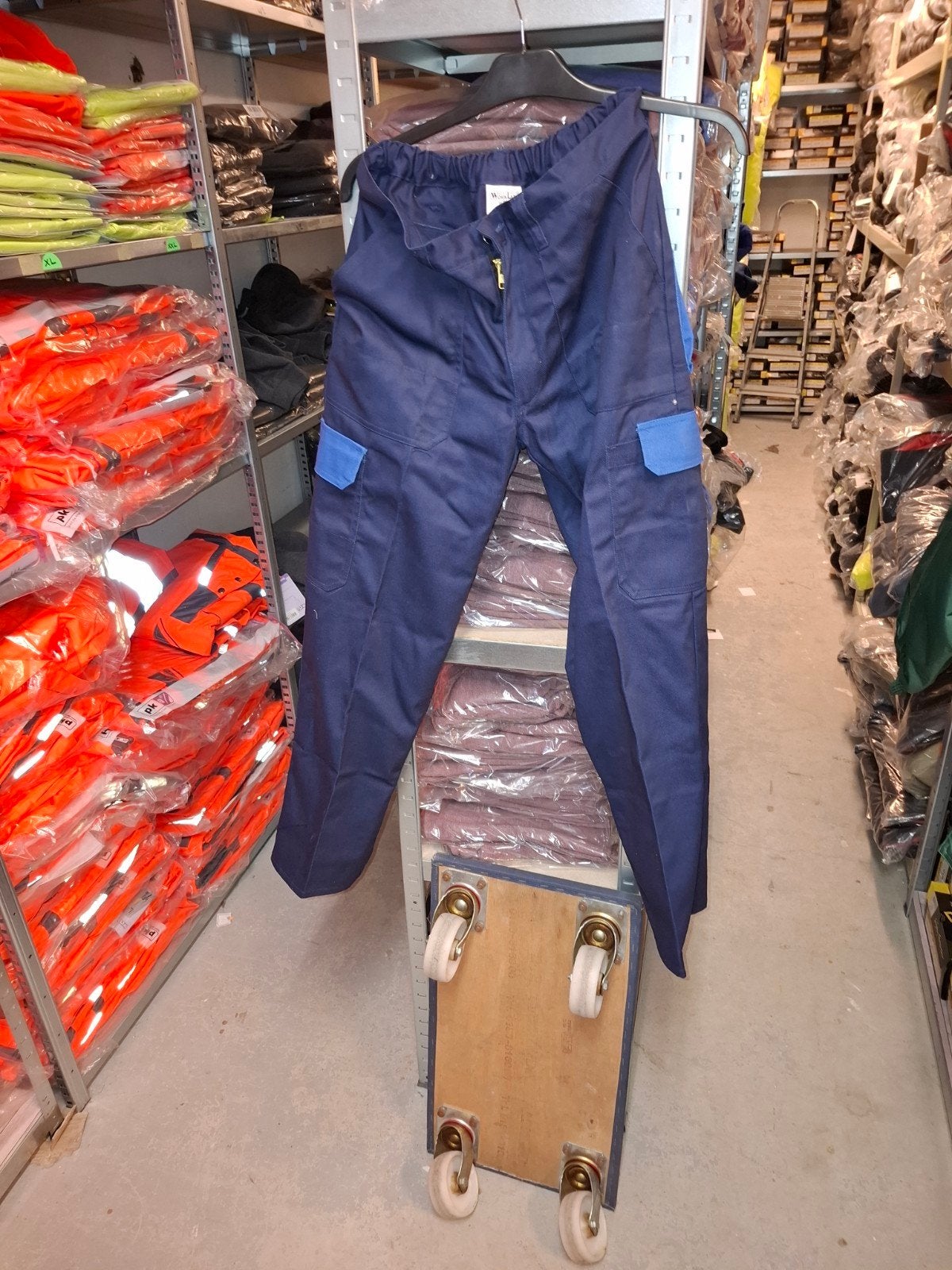 partij van 50 werkbroeken, Tuin en Terras, Ophalen of Verzenden, Nieuw, Broek
