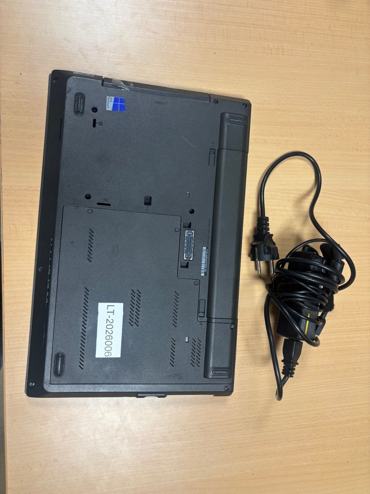 Refurb Lenovo Thinkpad, 240gb, 2 tot 3 Ghz, 15 inch, 8 GB