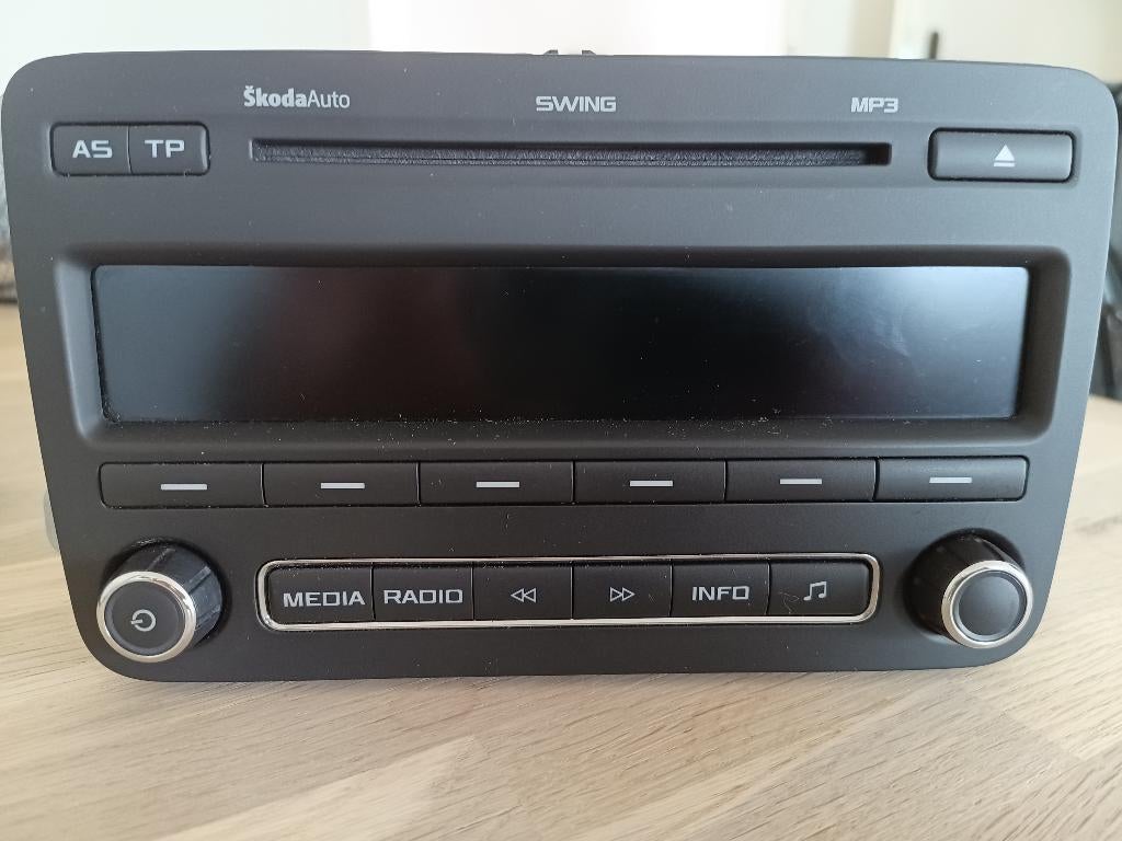 Originele media radio speler van Skoda, Ophalen of Verzenden, Gebruikt, Skoda