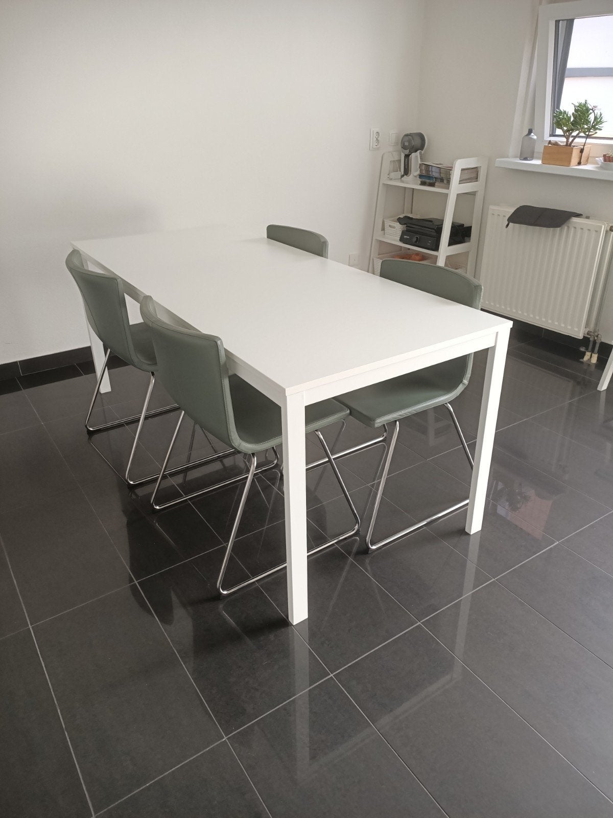 Ikea VIHALS Uitschuifbare tafel, wit, 120/180x74 cm

Nieuwpr
