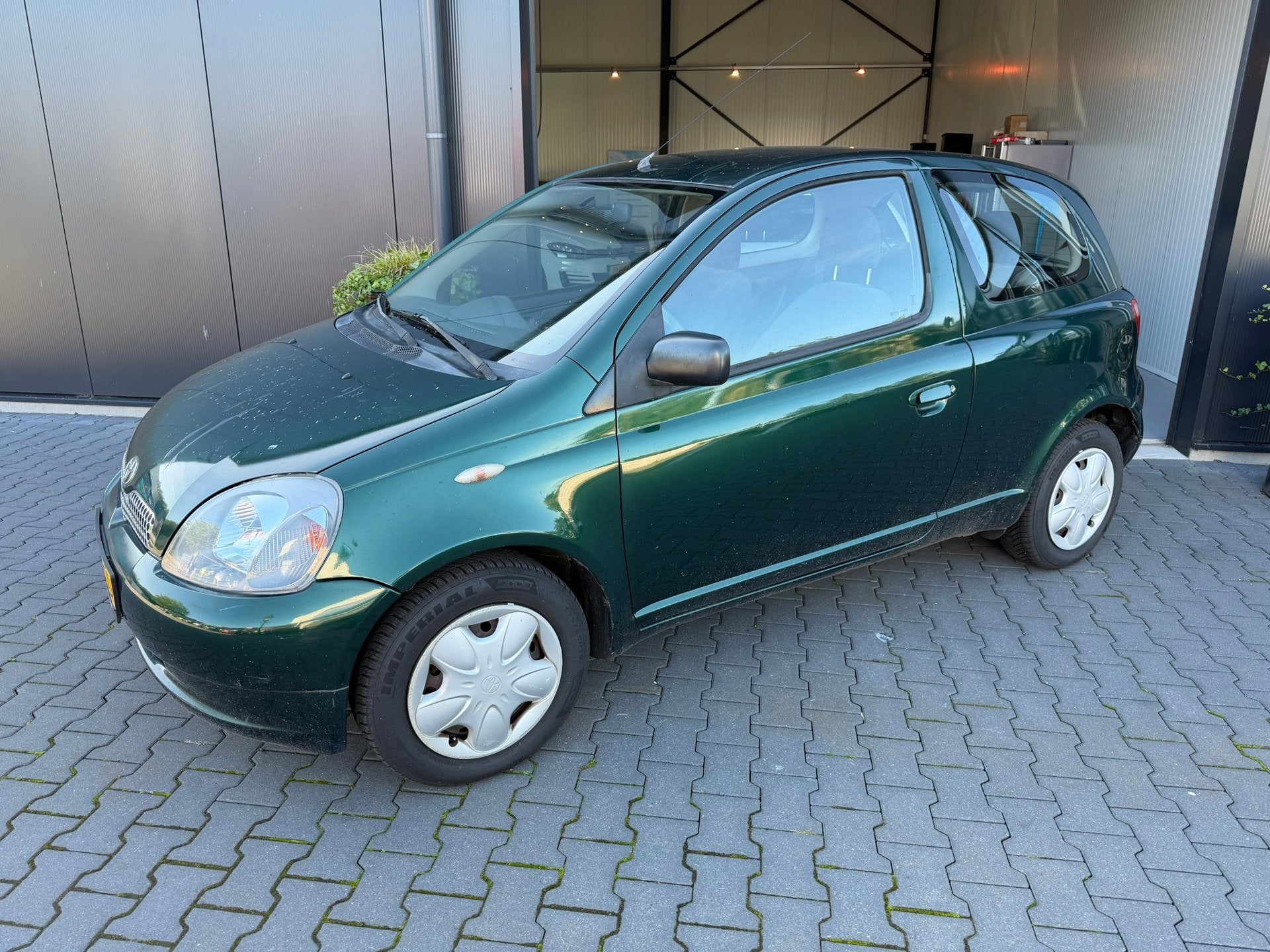 Toyota Yaris 1.3-16V VVT nieuwe apk !, Voorwielaandrijving, 1299 cc, Gebruikt, 31 €/maand