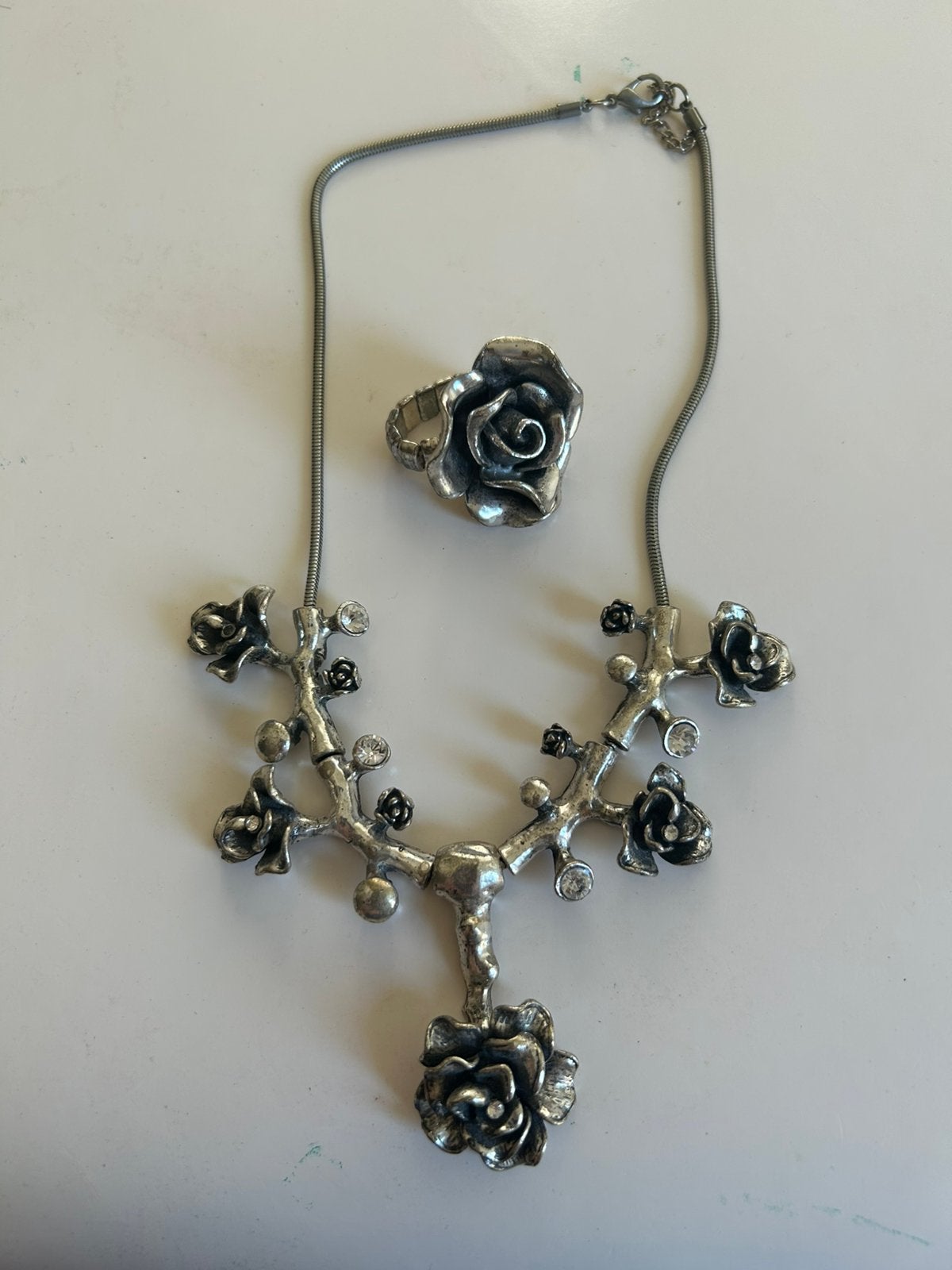 Vintage Statement Sieradenset–ZwareKwaliteit(Ketting + Ring), Ophalen of Verzenden, Zo goed als nieuw, Zilver, Overige materialen