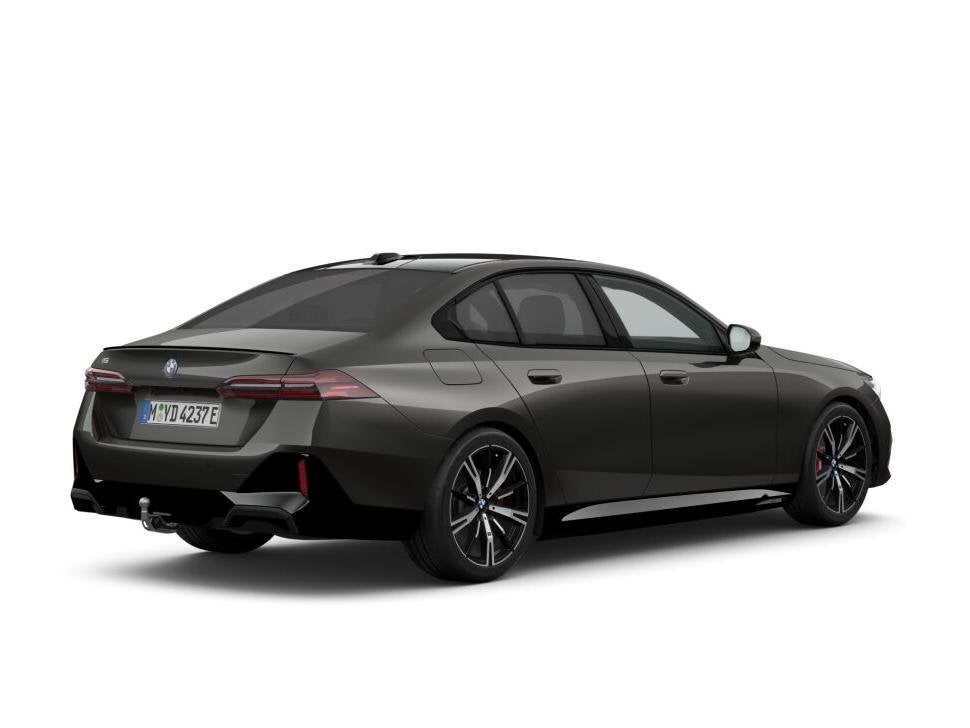 BMW i5 eDrive40 M Sport Edition M Sportpakket Pro | Innovati, Automaat, 2095 kg, 510 min, Zwart