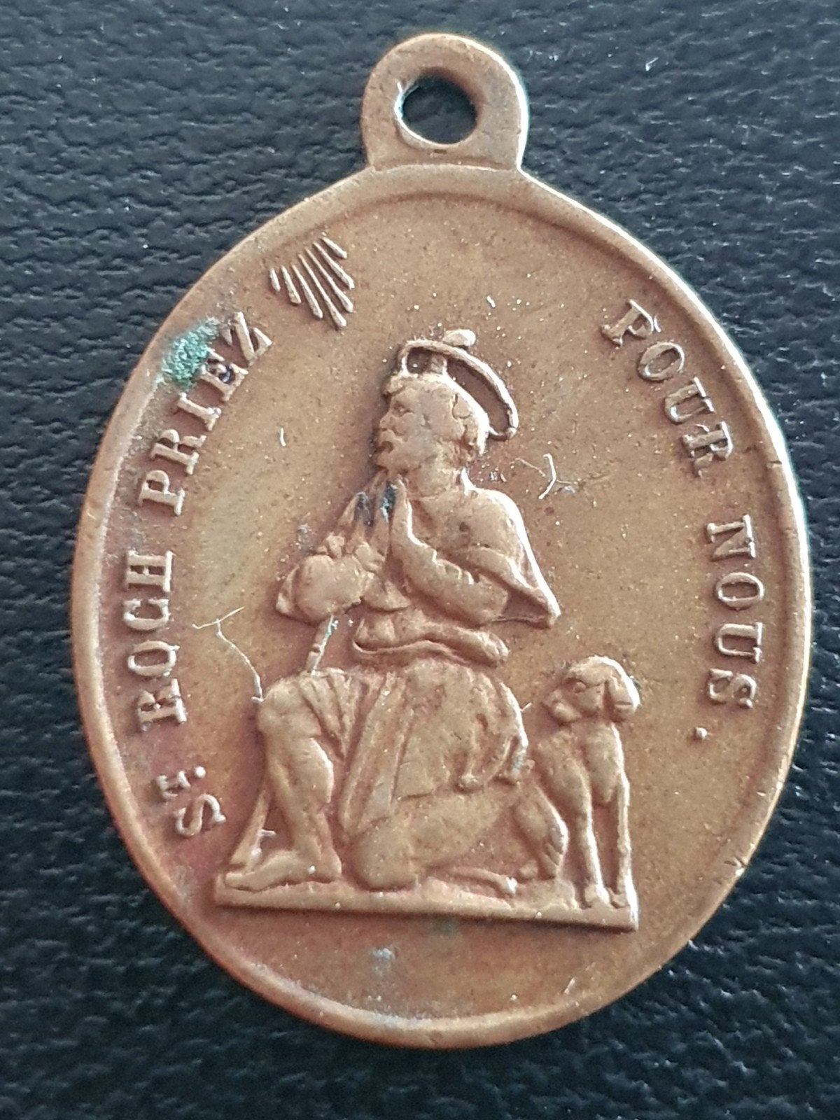 Antieke religieuze medaille (19e eeuw) van de H. Rochus met, Ophalen of Verzenden, Overige materialen, Buitenland
