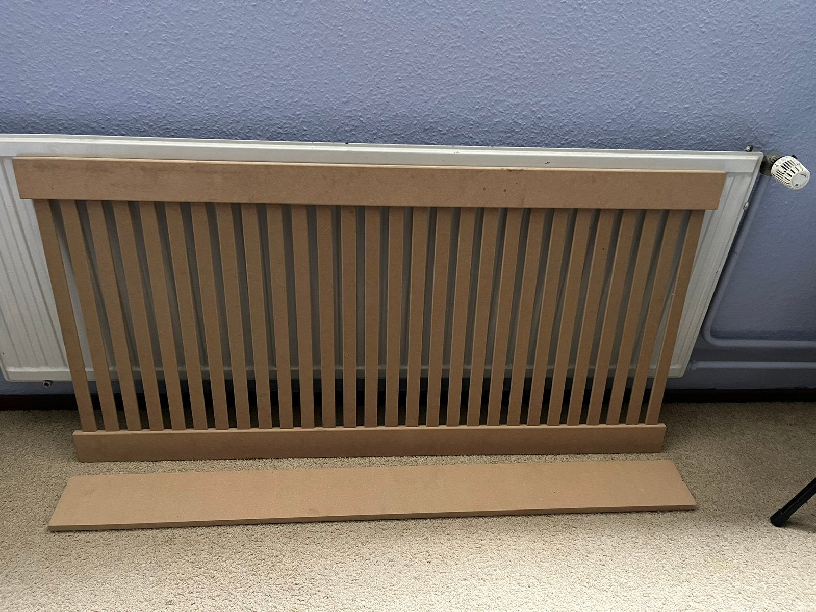 Cando mdf radiator ombouw, Ophalen, Zo goed als nieuw, Minder dan 60 cm, Radiator