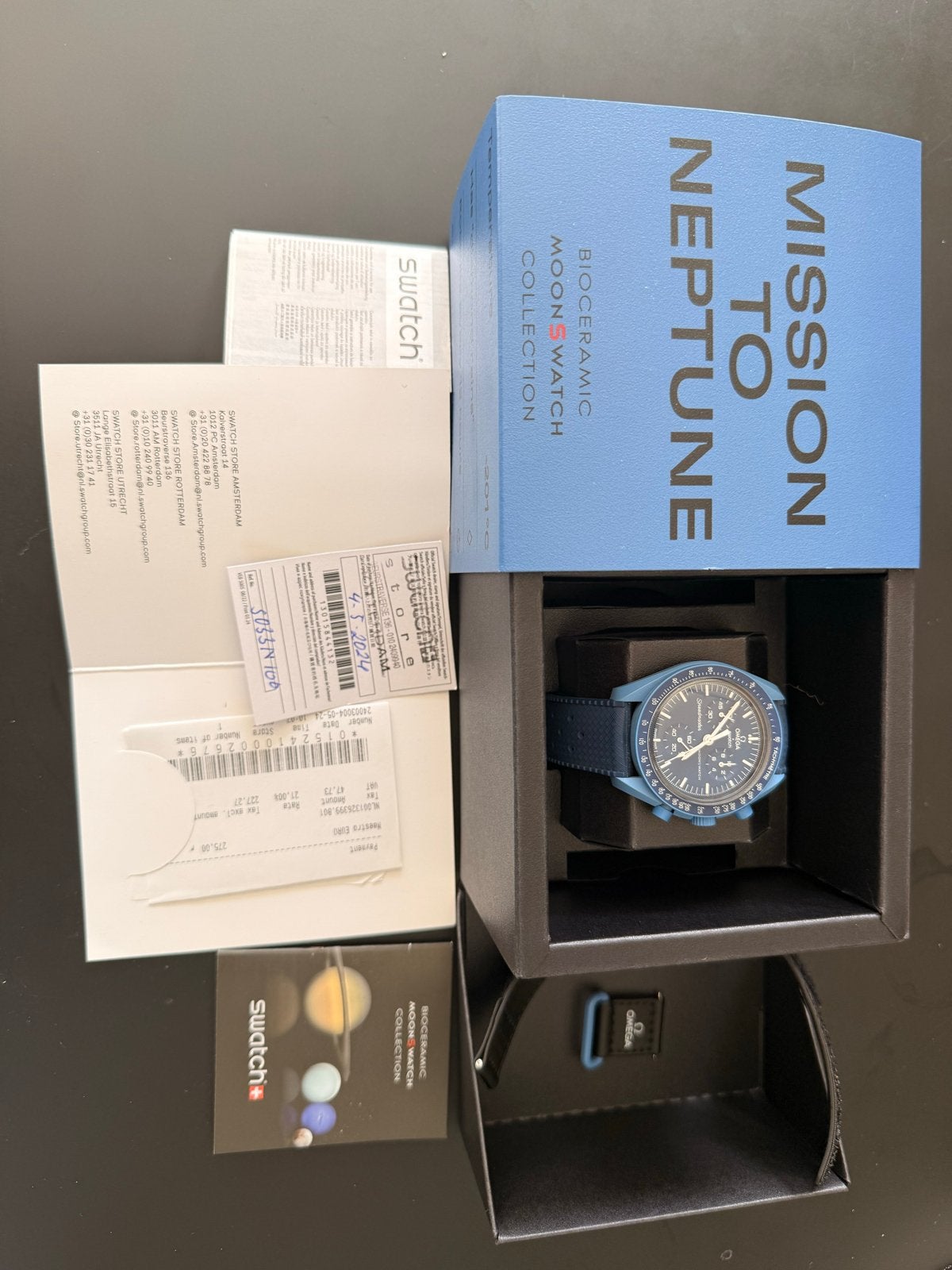 Omega x Swatch Moonswatch Mission to Neptune, Sieraden, Tassen en Uiterlijk, Horloges | Heren, Overige merken, Kunststof, Polshorloge