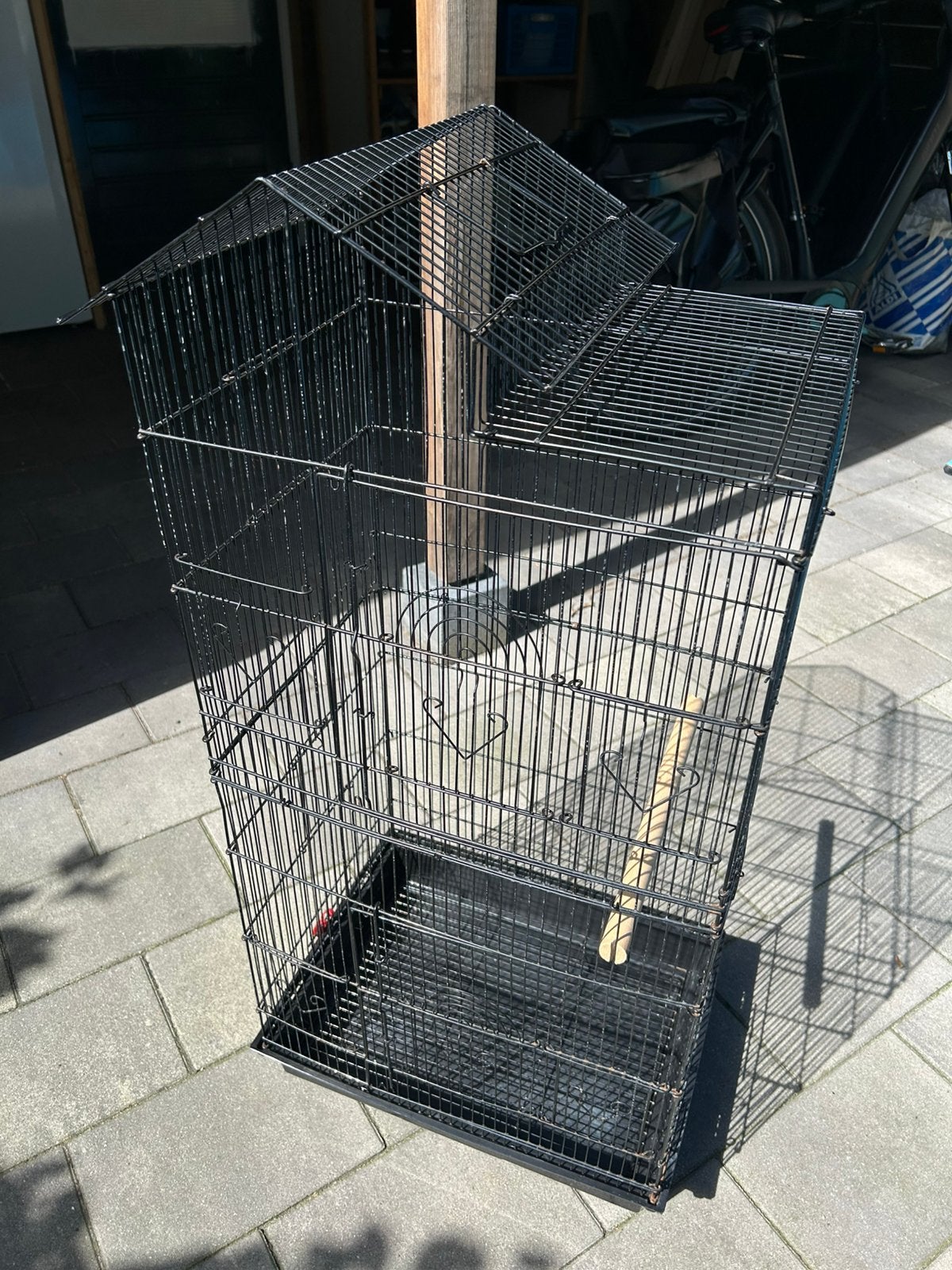 Mooie hoge vogelkooi voor parkiet, Ophalen, Zo goed als nieuw, Metaal, Vogelkooi
