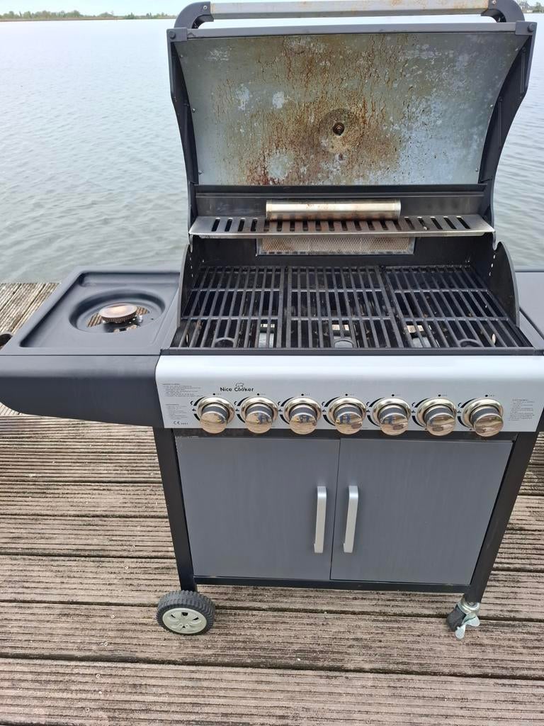 Nice Cooker Gasbarbecue met 6 branders en zijbrander, Tuin en Terras, Gasbarbecues, Ophalen of Verzenden, Gebruikt, Nice Cooker