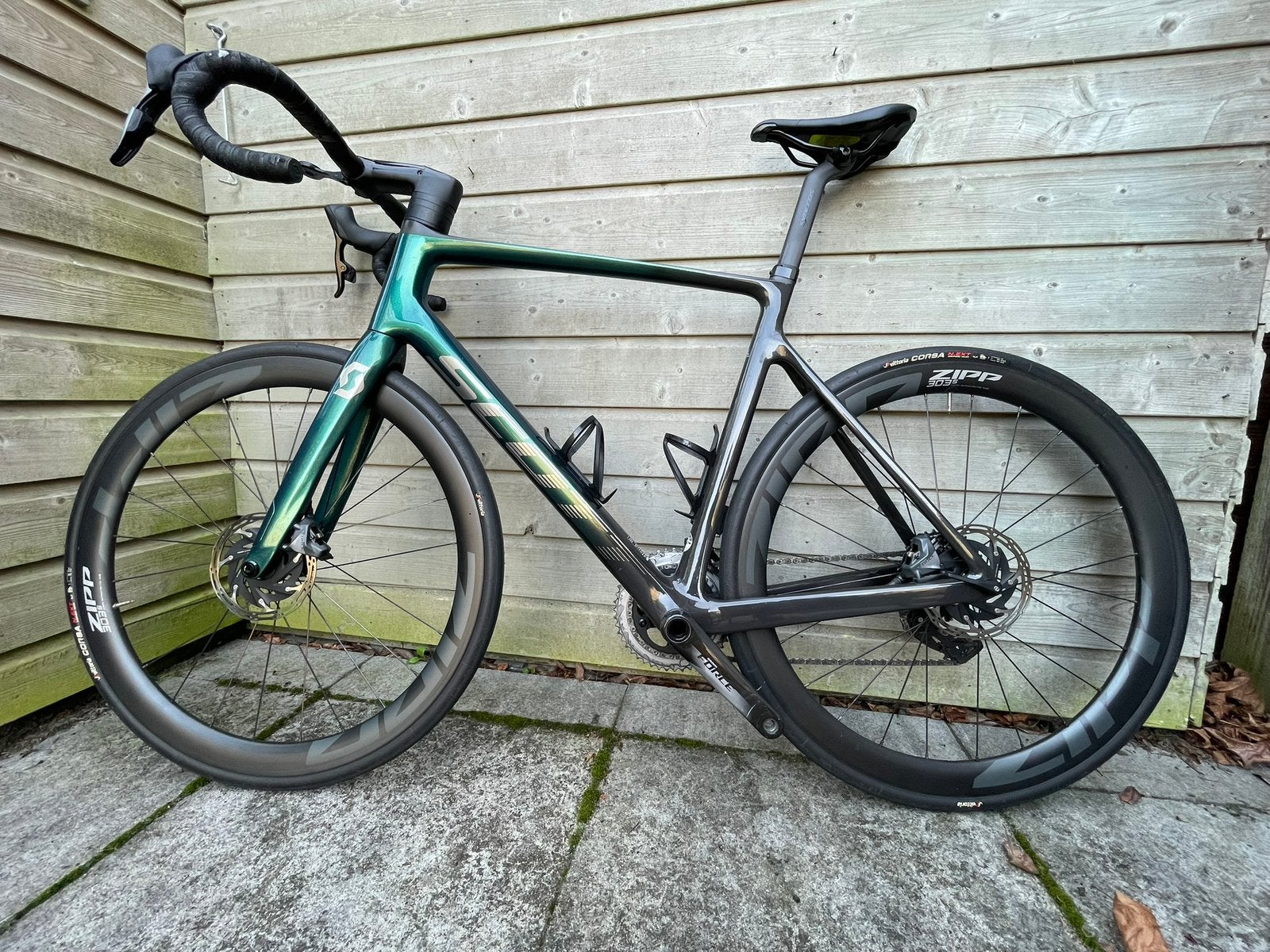Scott Addict RC20, 28 inch, Carbon, Zo goed als nieuw, 57 tot 61 cm