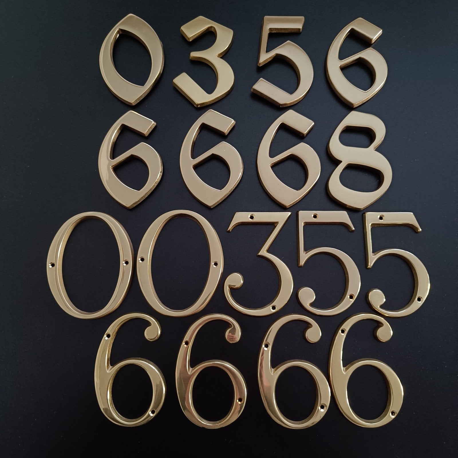 Messing huisnummers - 120mm., Vintage, Ophalen of Verzenden, Zo goed als nieuw, Goud