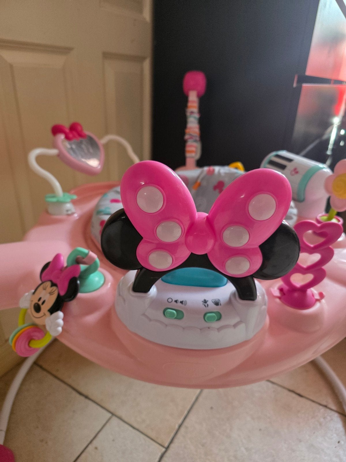 Minnie Mouse Bouncer/Jumper voor baby's, Kinderen en Baby's, Ophalen of Verzenden, Zo goed als nieuw, Overige typen, Met licht