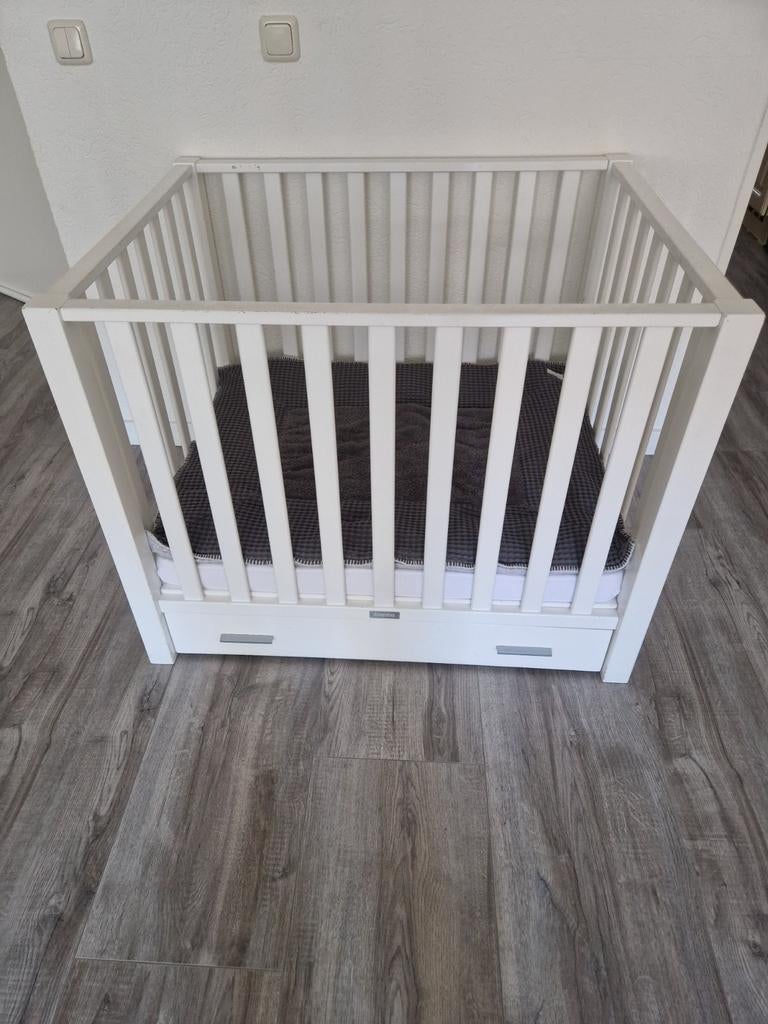 Box met lade en koeka deken en matras compleet, Ophalen of Verzenden, Gebruikt, Rechthoekig, Boxkleed