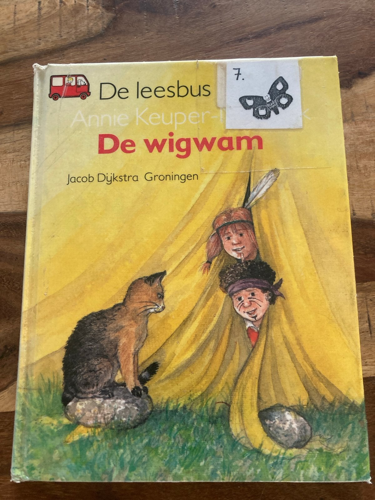 De Leesbus - De Wigwam door Annie Keuper-Bakker, Ophalen of Verzenden, Gelezen, Fictie algemeen