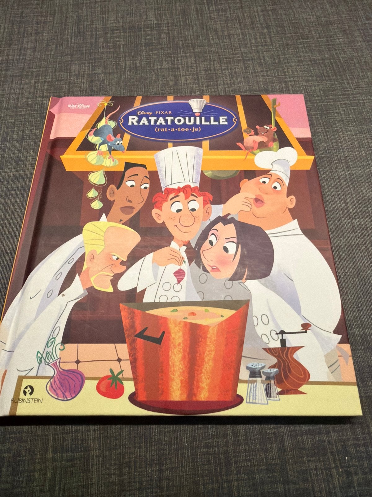 Disney Pixar Boeken met CD - zo goed als nieuw, Ophalen of Verzenden, Nieuw, Fictie algemeen