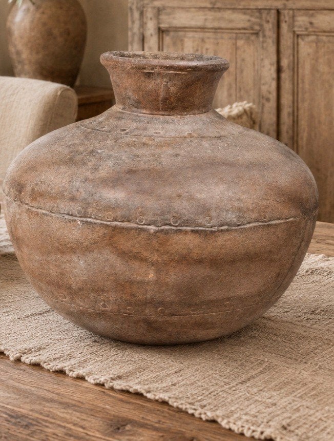 Oude Indiase waterkruik - Landelijke, robuuste decoratie, Verzenden