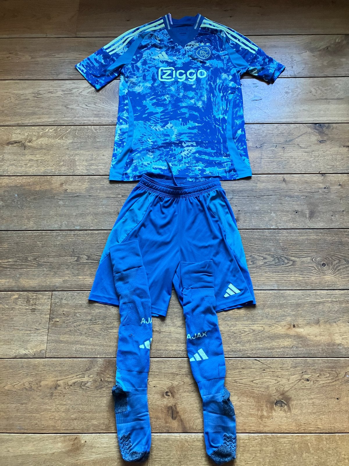 Ajax uit tenue 2022/2023 - Shirt, broekje en sokken, Maat XS of kleiner, Ophalen of Verzenden, Gebruikt, Set